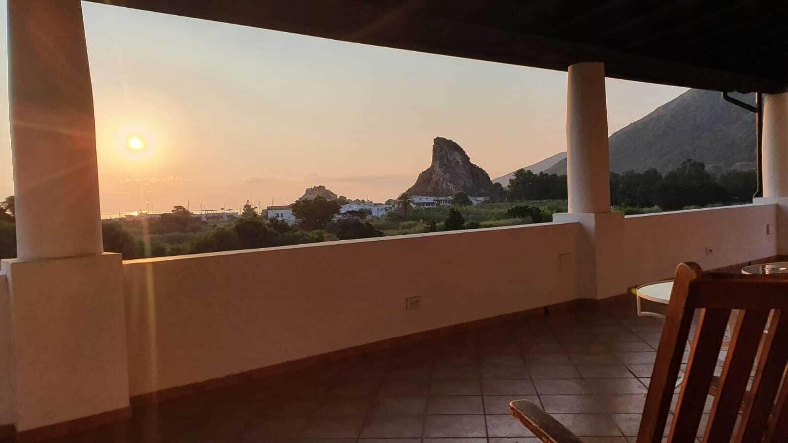 Garden Hotel 4*
